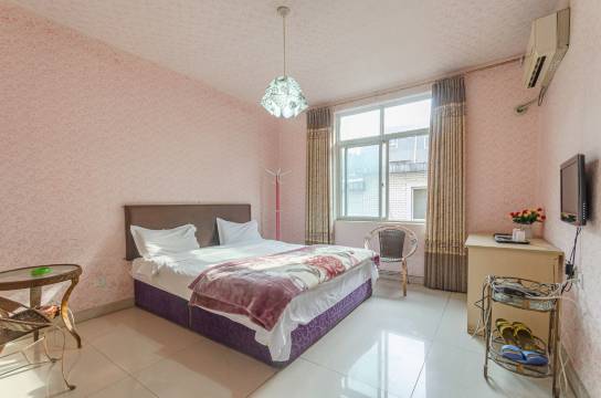 成都市鸿雨客栈