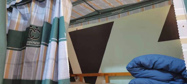 小玲姐青年公寓(公园前地铁站店)图片