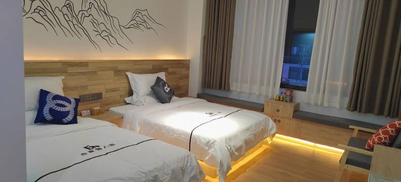 凤庆古奈酒店图片