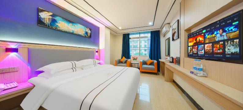 博尔漫轻奢公寓(普宁高铁站开心广场店)图片