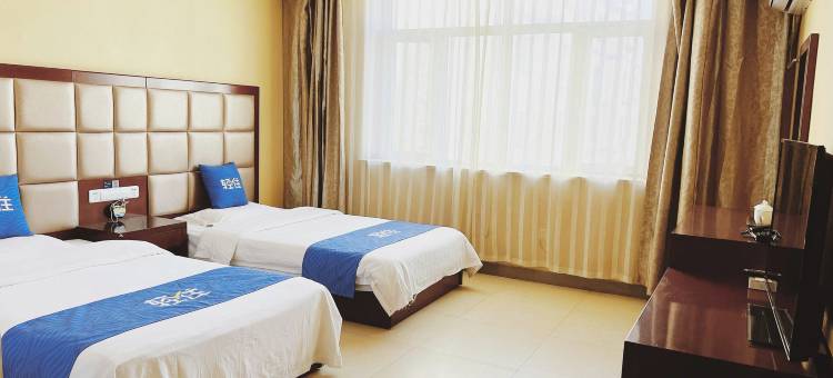 轻住·麦豪斯商务酒店(乌拉山西站店)图片