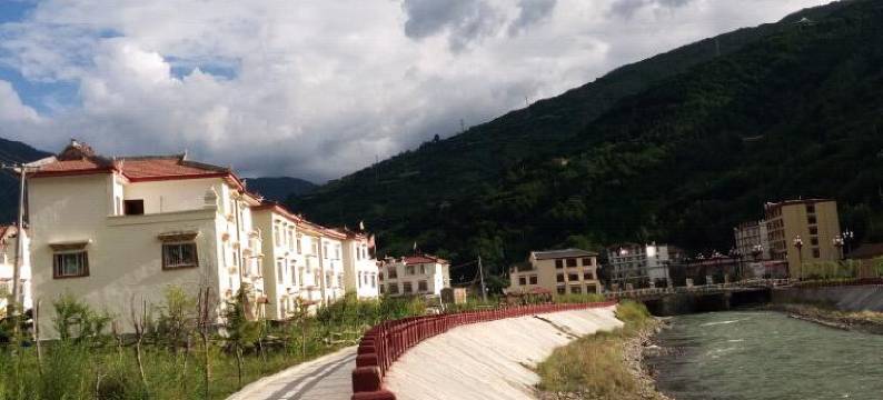 黑水天籁山庄图片