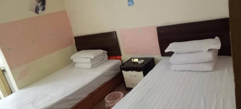 武汉红叶港旅馆图片