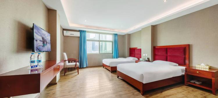 深圳鹏悦酒店(公明广场地铁站店)图片