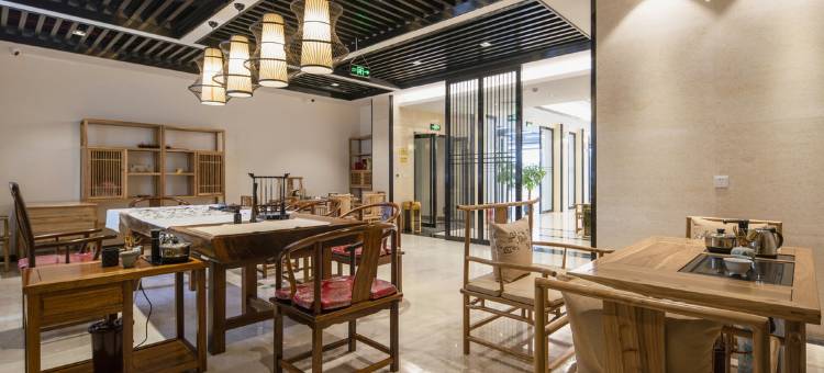 贵阳梦成大酒店(贵黔国际医院总店)图片