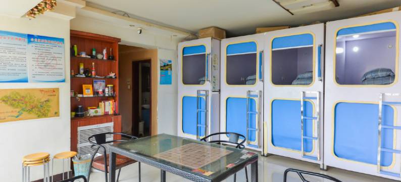 兰州西域太空舱青年旅舍(张掖路步行街店)图片