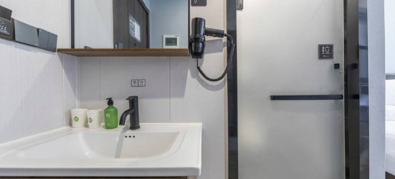 友海酒店(上海江浦公园地铁站店)图片