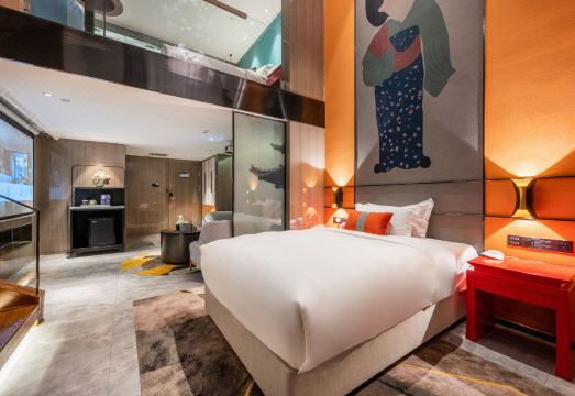 Yuerong Qiju Hotel (Xi'an Huimin Street Bell Tower Subway Station) Hotel Overview