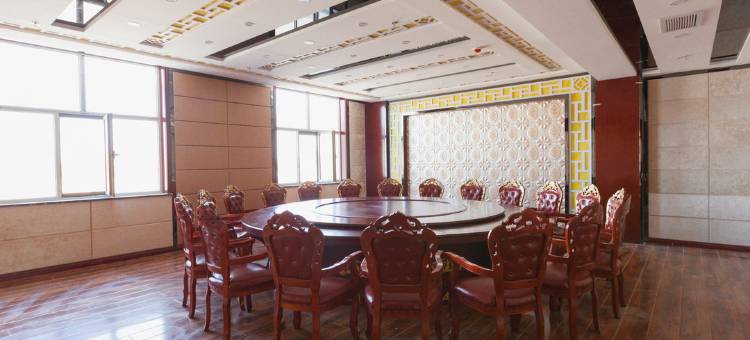 额济纳旗维丽斯大酒店图片