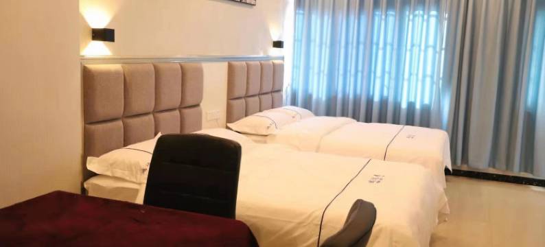 鸿运来宾馆(韶关翁源龙湖广场店)图片