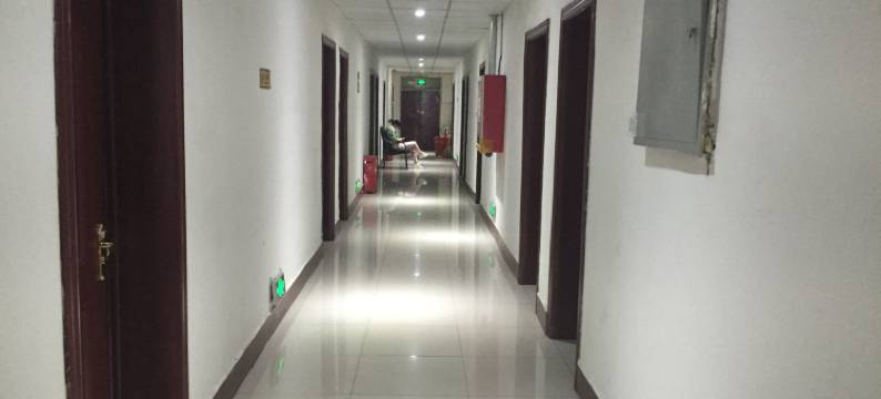 昌盛宾馆(乌鲁木齐火车南站店)图片