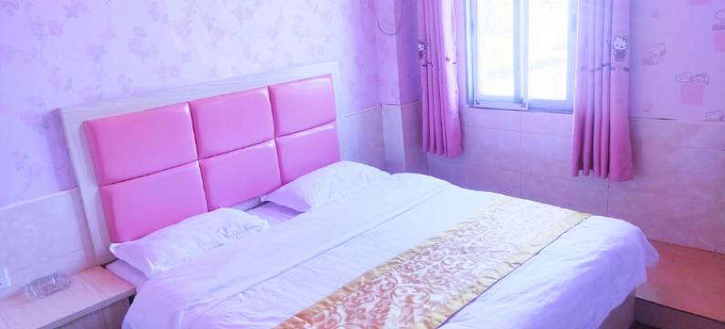 简爱宾馆(长沙西湖公园地铁站店)图片