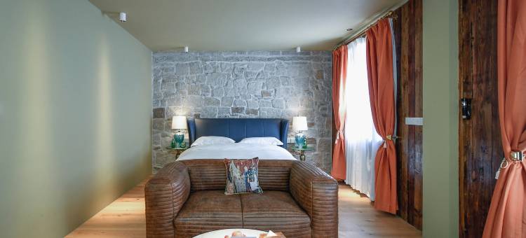 秦格喜海拔1499秘境民宿图片