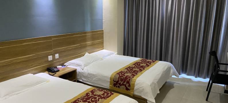 扎赉特旗柏拉图印象宾馆图片