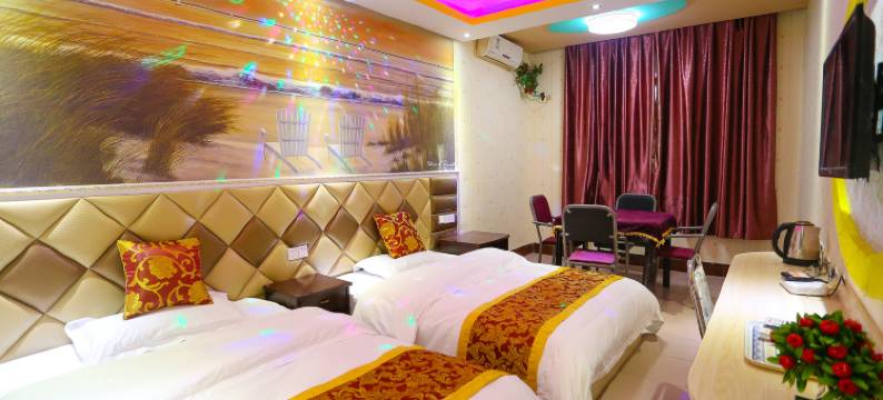 成都红大妈主题酒店图片