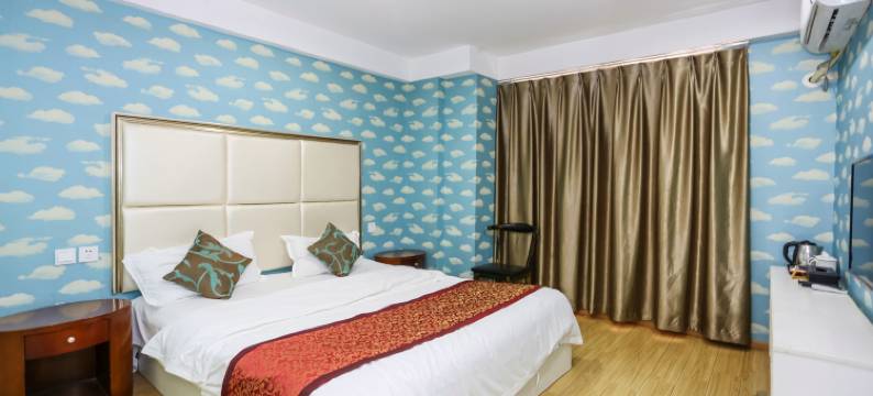 成都期会.清吧主题客栈(四川艺术职业学院金星地铁站店)图片