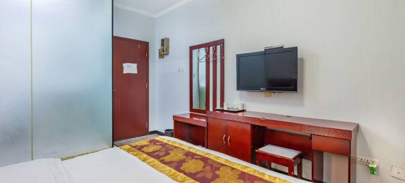 春和酒店(西安高新技术开发区科技路地铁站店)图片