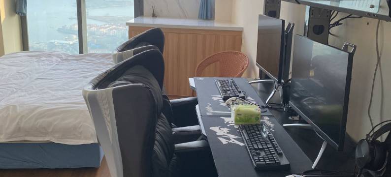 黄岛硬核电竞公寓图片