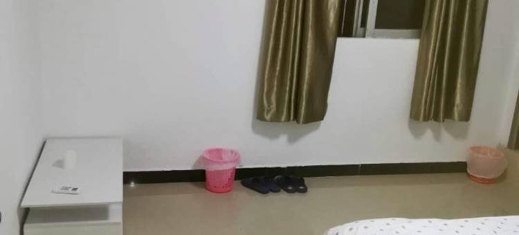 深圳鸿运住宿(大芬地铁站店)图片