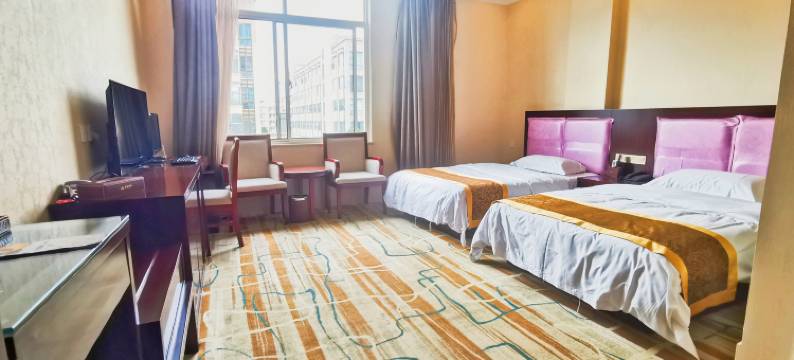 家洪酒店(蒙自汽车客运站店)图片