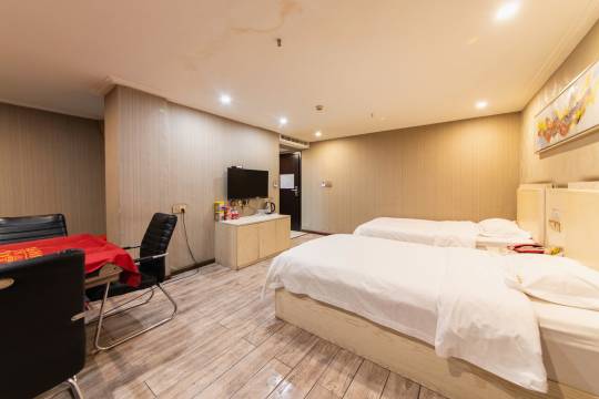 老河口琥珀时尚酒店