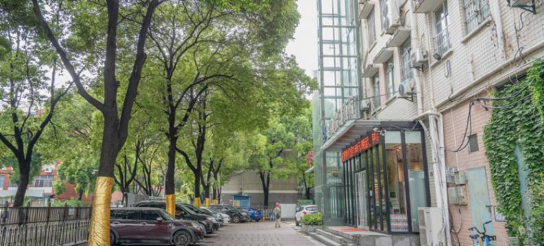 金澜假日酒店(武汉科普公园地铁站店)图片