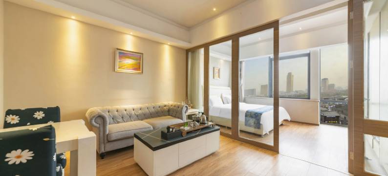 琨庭酒店公寓(济南世茂宽厚里店)图片