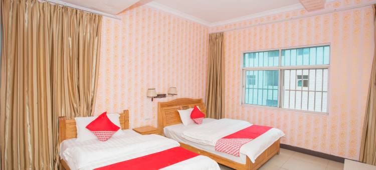 OYO曲靖兴华宾馆图片