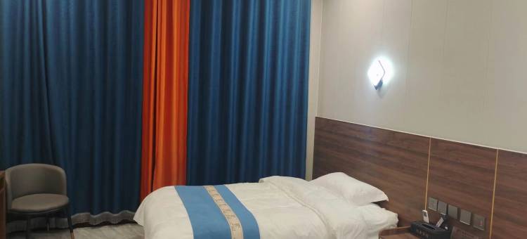 阿拉善左旗吉兰泰亿鑫商务宾馆图片