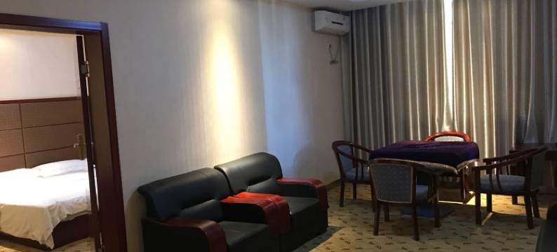 伊宁朗悦商务酒店图片