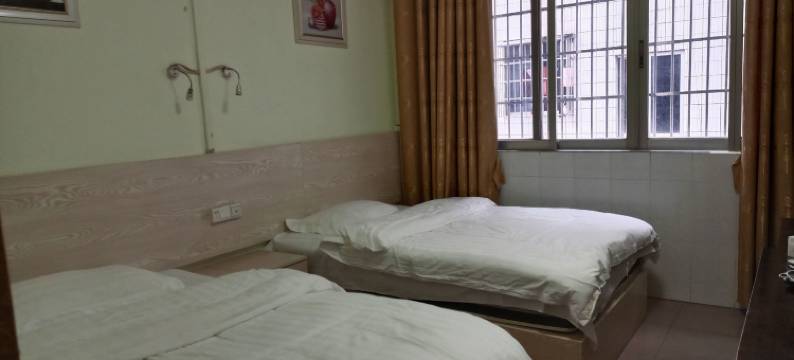 昭平云华宾馆图片