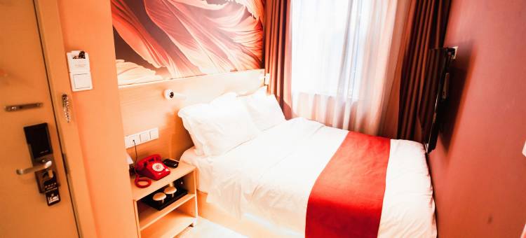 布丁精选酒店(苏州观前街察院场地铁站店)图片