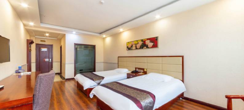 恒隆假日酒店(德州职业技术学院体育中心店)图片