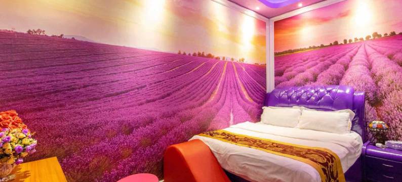 春天里电竞主题房(珠海华发商都店)图片