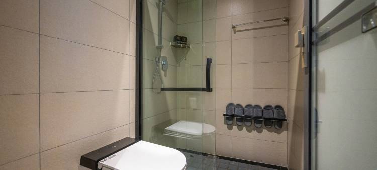 铂瑞云酒店(火车站地铁A口店)图片