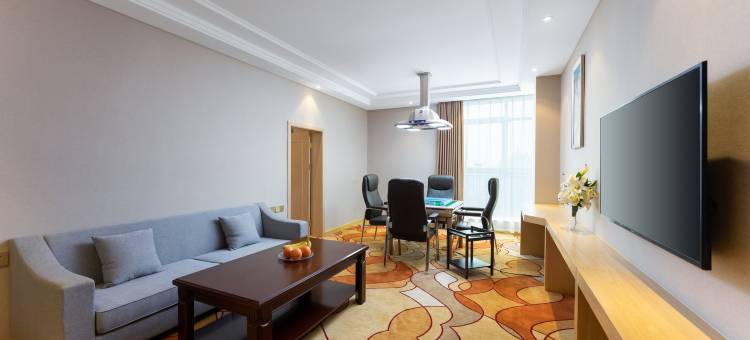 维也纳酒店(岳阳城陵矶新港保税区店)图片