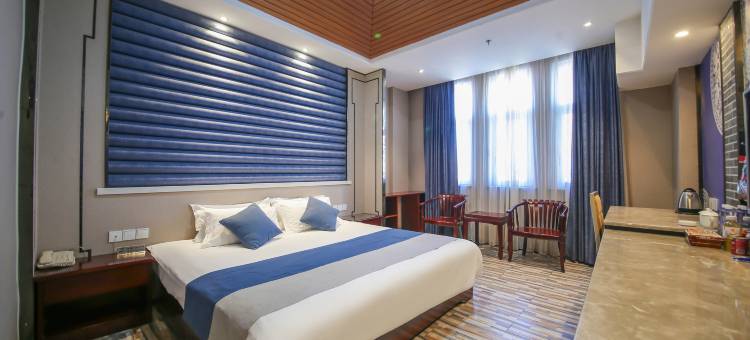 蚌埠世贸假日酒店(淮上区义乌商贸城店)图片