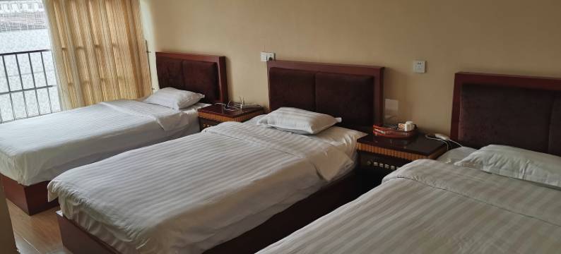 剑阁宝龙居宾馆图片