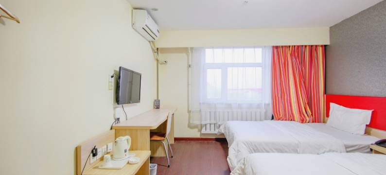 金盛泰酒店(大庆让胡路区铁人广场店)图片