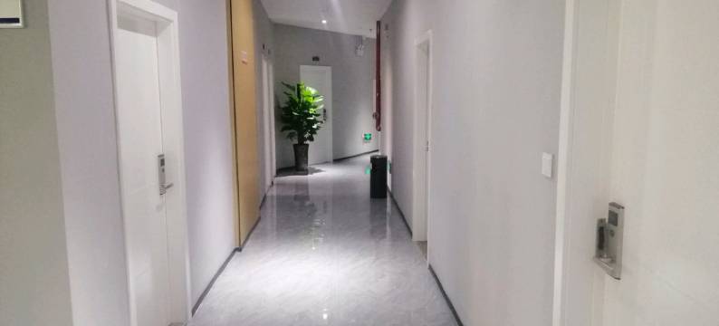 泸州璐豪瑞廷客栈图片