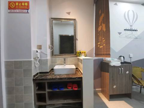 荥阳千和民宿(豪布斯卡店)