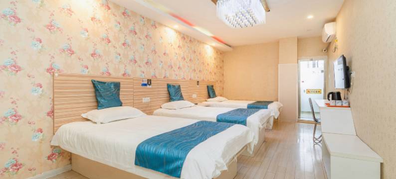 都市宝地酒店(青岛台东啤酒街广饶路地铁站店)图片