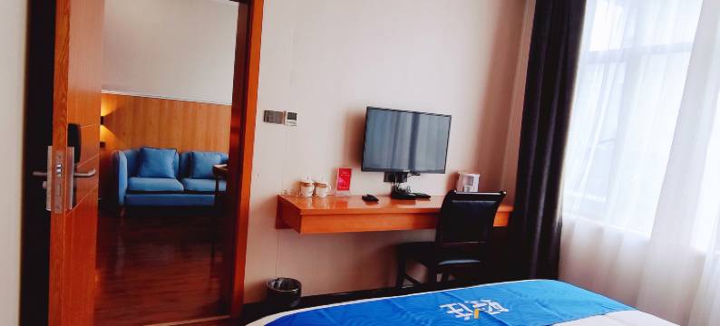 坤宁源宾馆(荆州古城东门万达店)图片