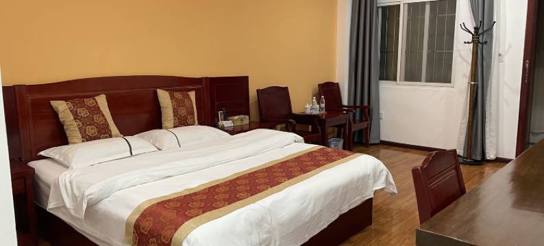 盈江欣霖酒店图片