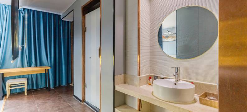 七禧轻居酒店(省体育中心店)图片