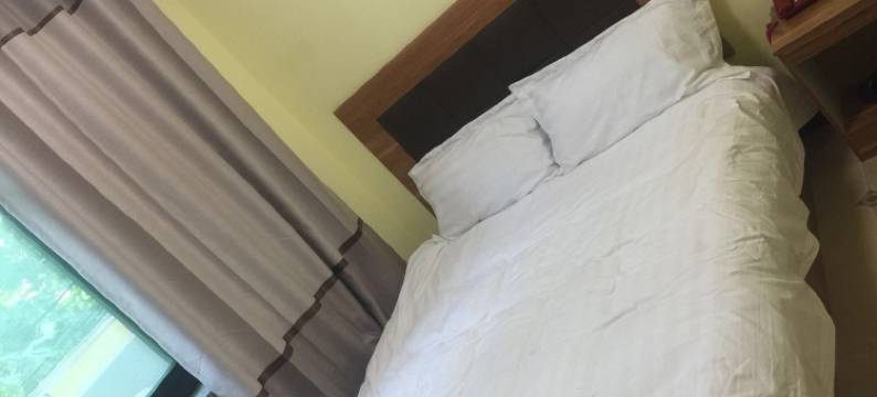 容城伊哇酒店(容城白洋淀高铁站店)图片