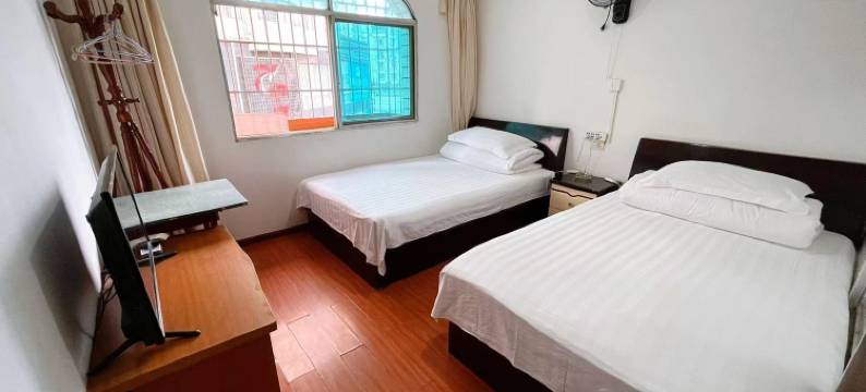 贵阳嘉乐福家庭旅馆(白云中路地铁店)图片