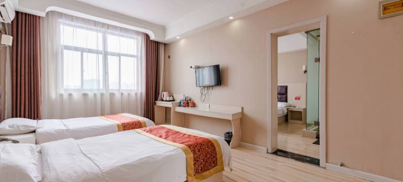 周口鸿运酒店(客运中心站五一广场店)图片