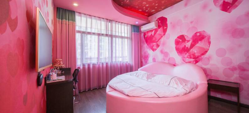 长沙艾巢主题酒店(岳麓山大学城店)图片