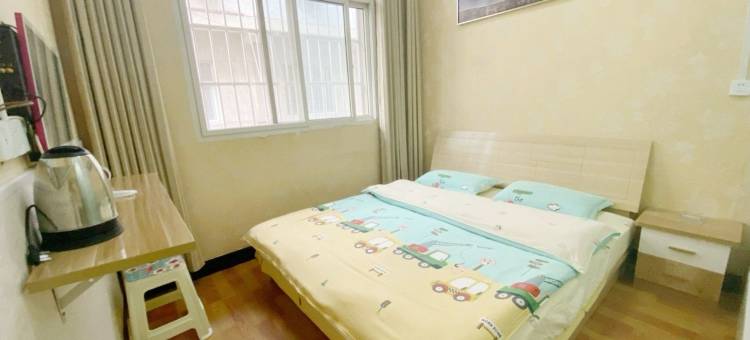万爱主题民宿(西安何家营长安大学城店)图片